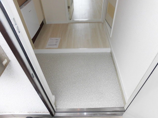 ローズアパート４１番館(R-041)2階 玄関