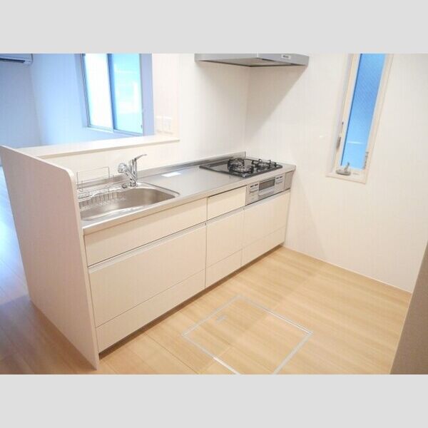ベルエキップ102号室 対面式3口ガスコンロ付システムキッチン