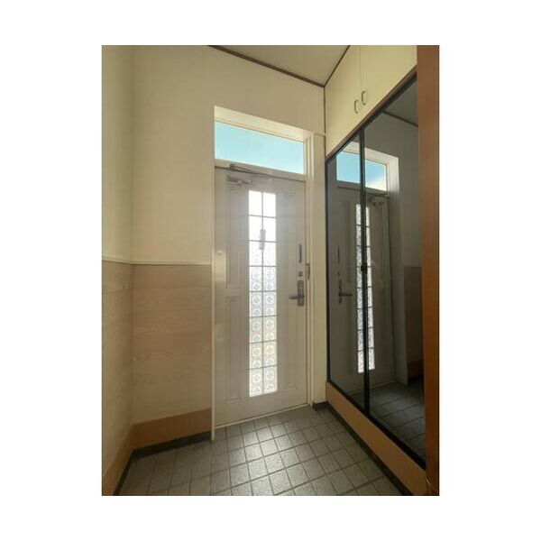 杉並区上井草3丁目戸建 玄関