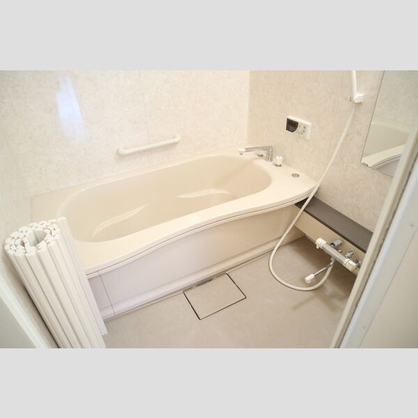 リリー坂下　A/BB102号室 一坪風呂