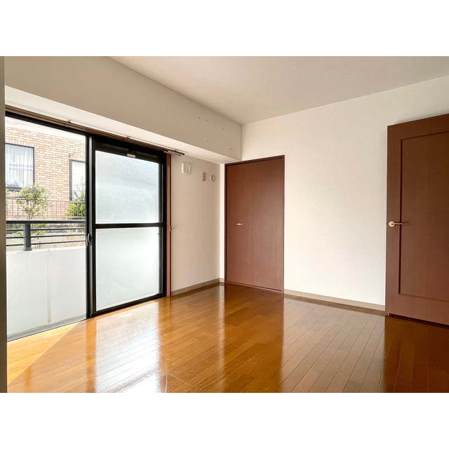 スクリップス101号室 ☆洋室7帖