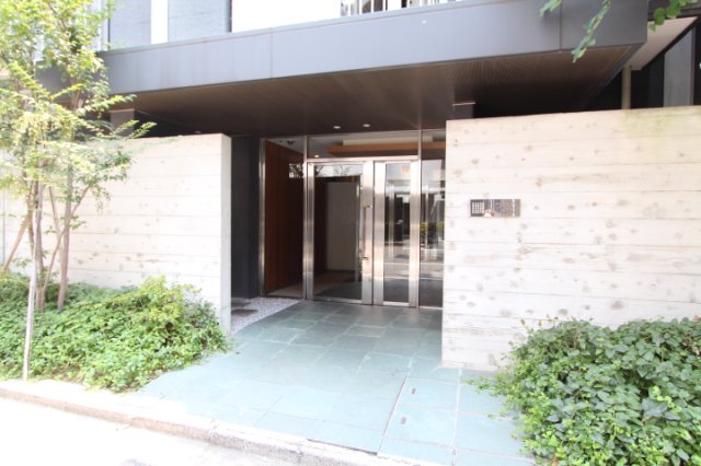 プライムアーバン武蔵小杉comodo702号室 エントランス