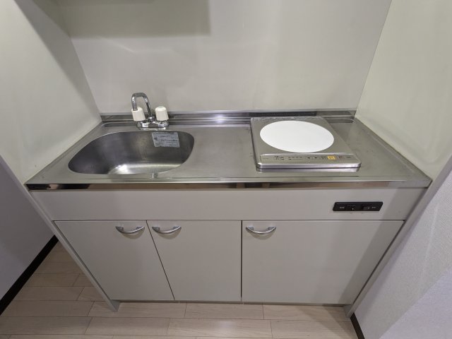 ジュモー京成船橋807号室 キッチン