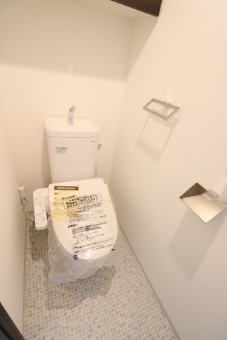 GENOVIA南千住Ⅵskygarden0605号室 トイレ