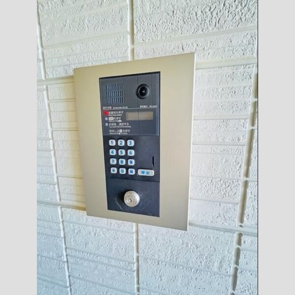 マ・メゾン鵠沼花沢　B205号室 オートロック