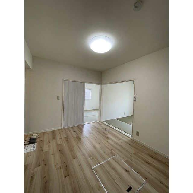 リトル王101号室 内観