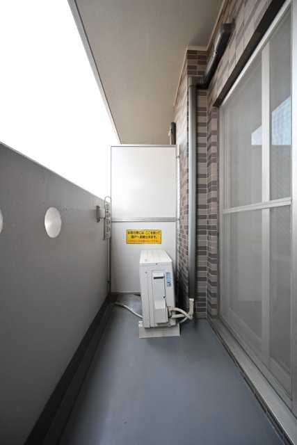 ロイヤルアメニティー池尻大橋10階 バルコニー