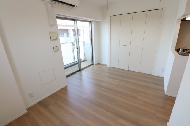 GENOVIA本蓮沼1001号室 リビング