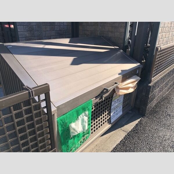 ロイヤルクレスト 五号館105号室 ゴミ置き場