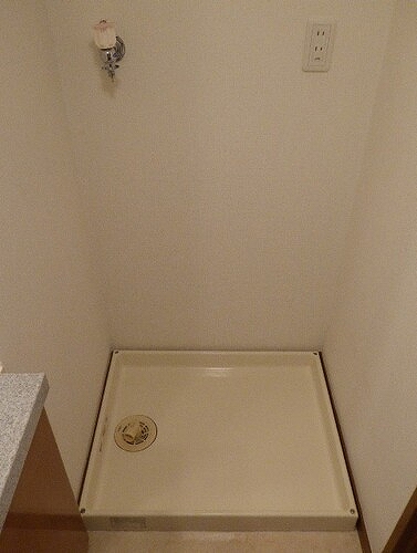 ライオンズステージ麻布9階 室内洗濯機置場　※前回募集時2022年7月撮影の写真