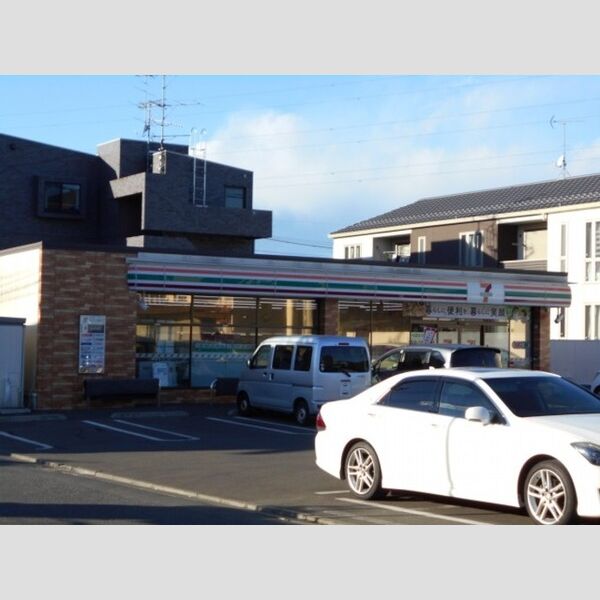 クロシェット セブンイレブン東淵野辺3丁目店