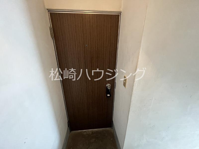 本庄ハイツ 玄関