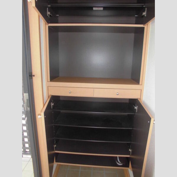 イン・フォレスト201号室 玄関