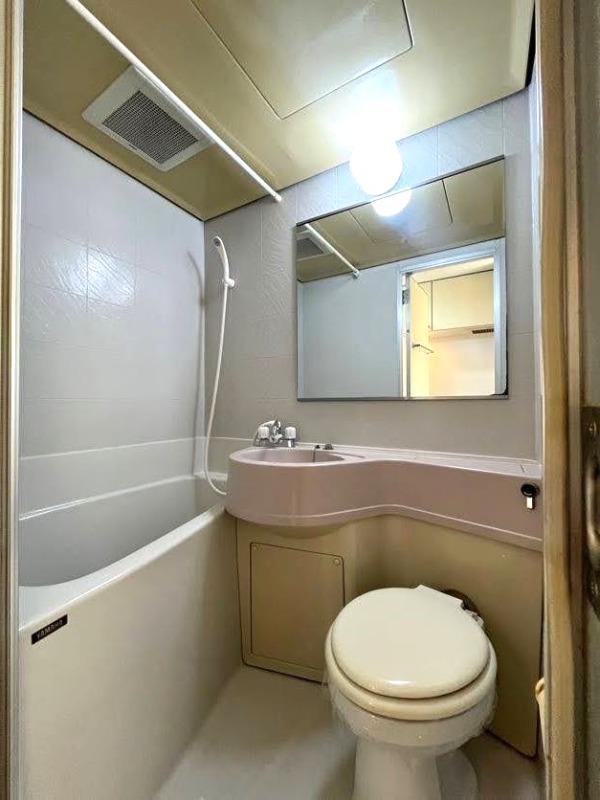 ローズガーデンＡ５２(A-052) トイレ