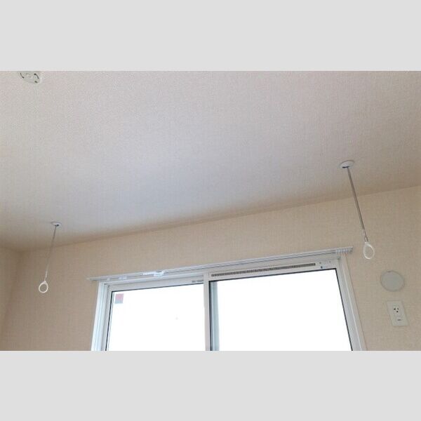 コリーヌ305号室 室内物干し