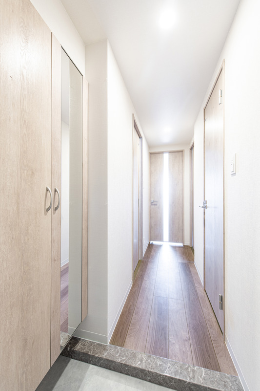 Ｍａｉｓｏｎ　Ｈｏｕｓｅｄｒｅｓｓｉｎｇ 玄関