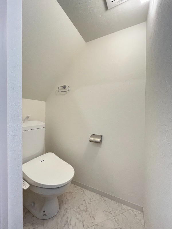 バーミープレイス浜田山358 トイレ