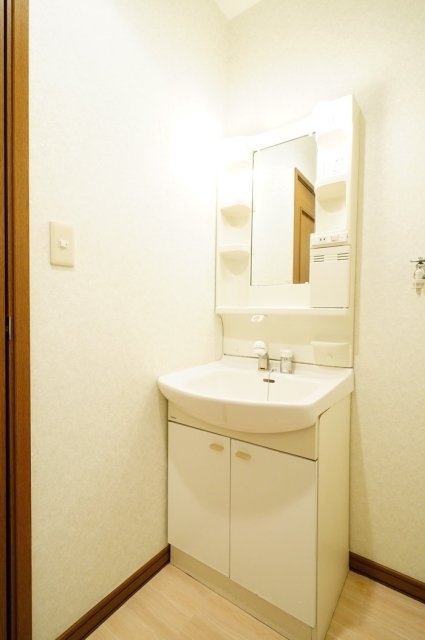 ＯＺ参番街1階 洗面