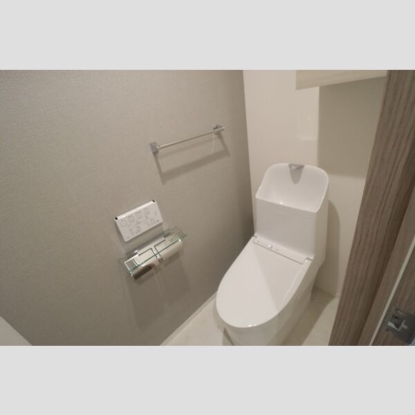 セレスティア亀有303号室 トイレ