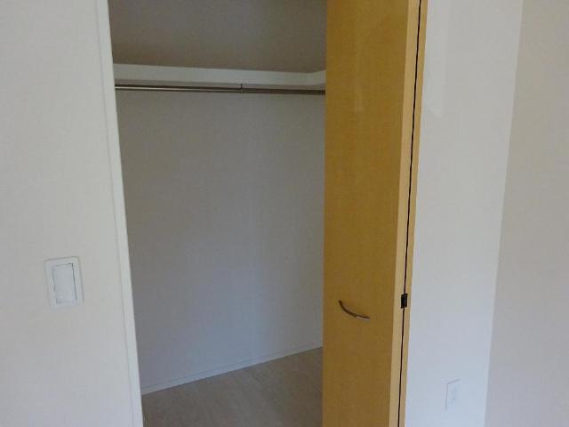 リヴァージュ登戸202号室 収納