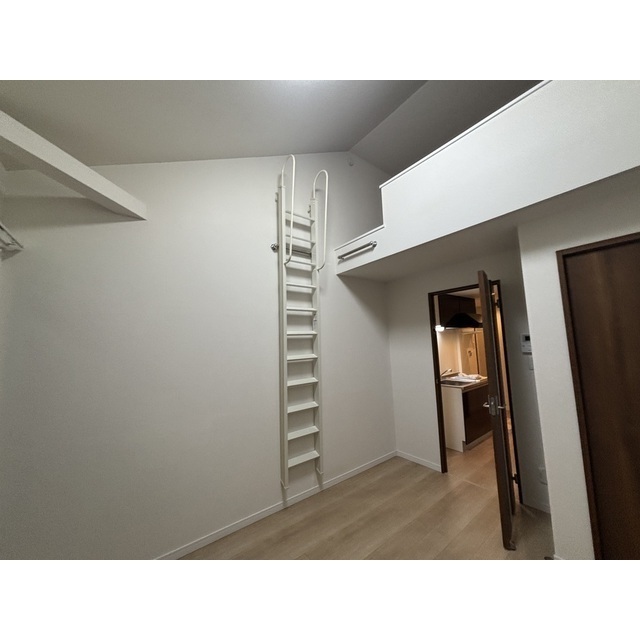 ヴァンベール生田204号室 同建物別部屋の参考画像