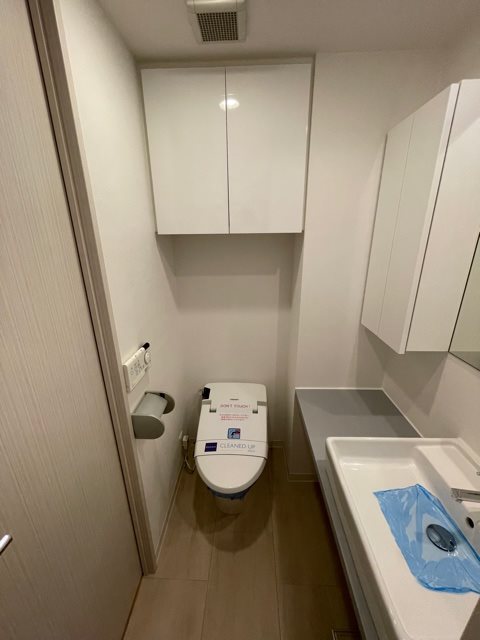 レジディア新宿イーストⅢ5階 同建物別部屋の参考画像