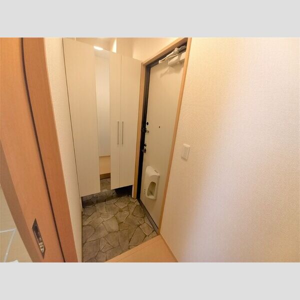 アモーレ　Ⅰ102号室 玄関