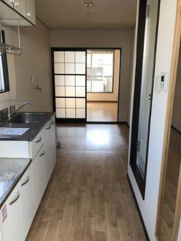 メゾンプラターヌ2階 ＊別号室の写真となります。