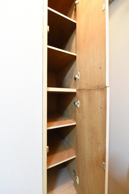 メゾン・ド・エテール1階 靴入