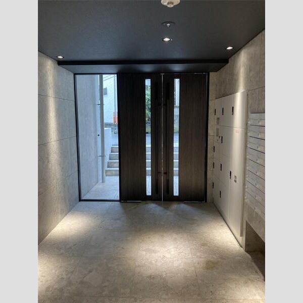 S-RESIDENCE目黒大岡山 エントランス