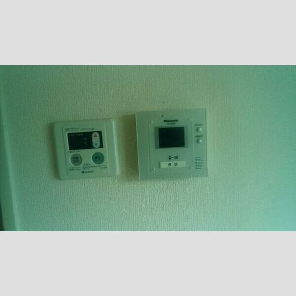 プラセール モニターホンで外が確認できます