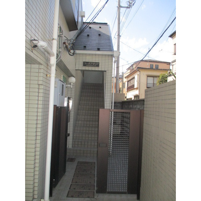 コーポアゼリア2階 外観