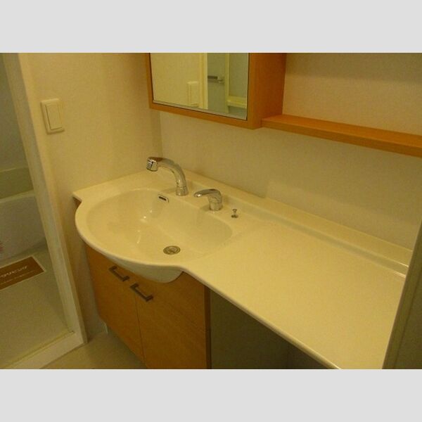 コマンドゥール 洗髪洗面化粧台