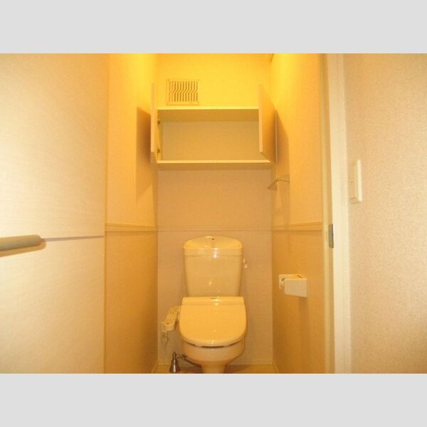 レムロード・M202号室 トイレ