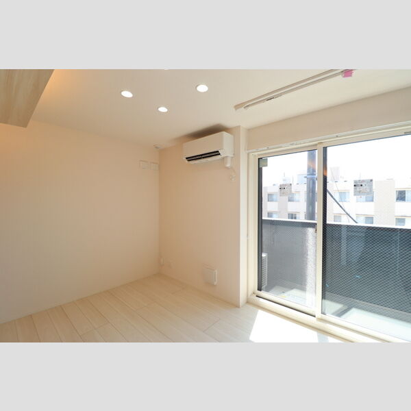 D-カヴェリ本千葉302号室 LDK