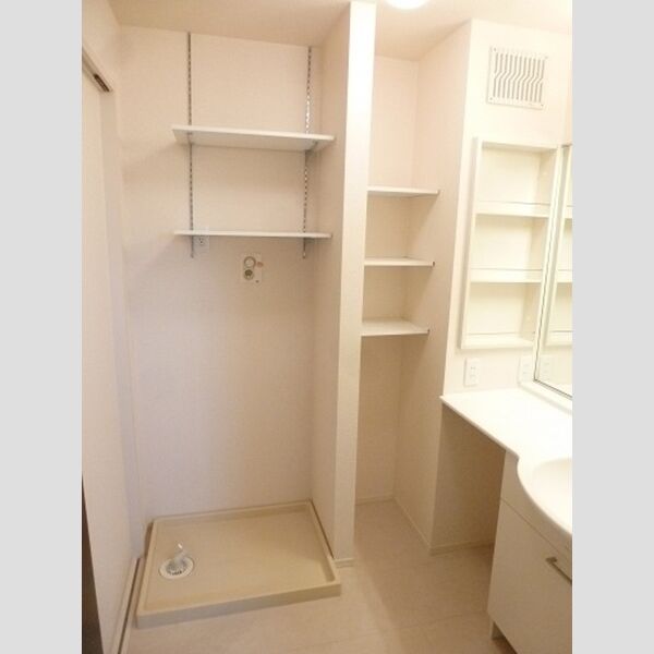 シーバス　B館303号室 洗面室