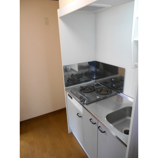 アンプルール フェール Lien.K.M303号室 キッチン