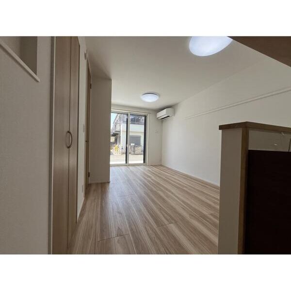 クレール102号室 リビング