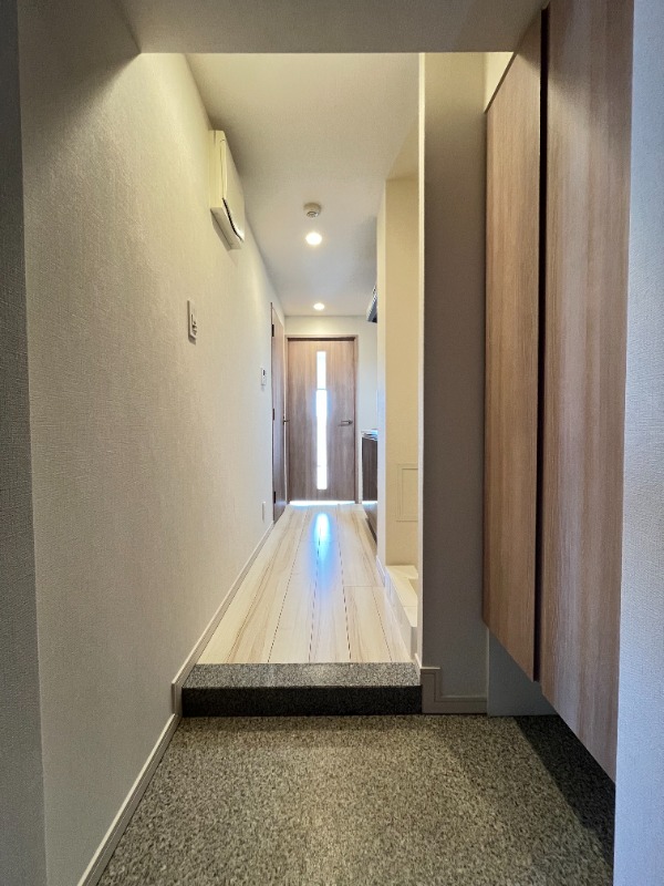 レジディア西船橋5階 玄関