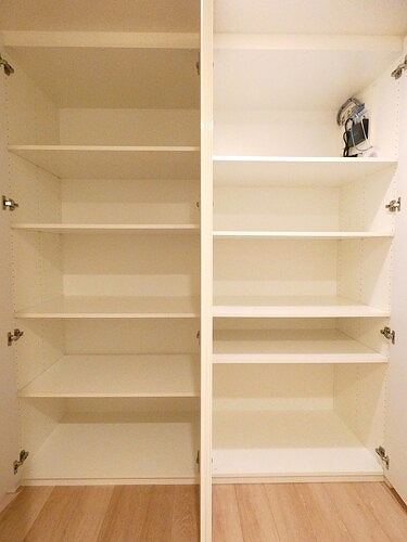 シティタワー金町　タワー棟 物入　2箇所　内装済