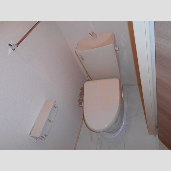 グレイス　A棟302号室 温水洗浄暖房便座