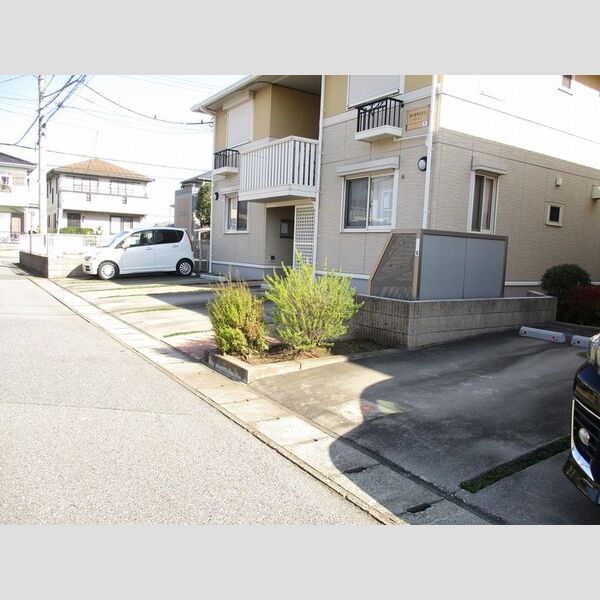 パークサイド　B 駐車場