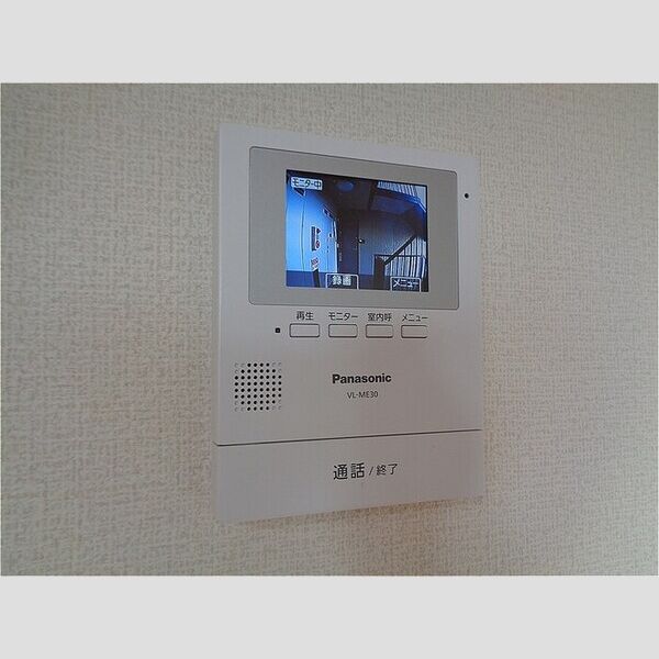 フォレストヒルズ　D カラーモニターホン