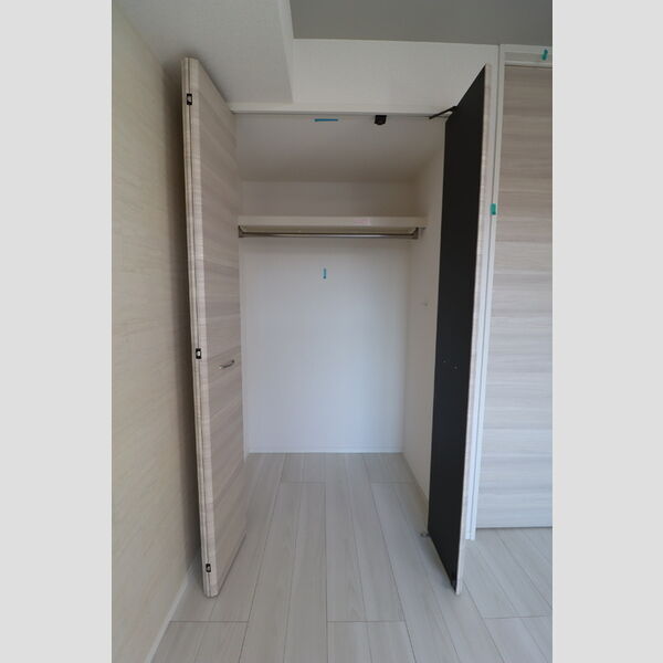D-ROOM PREMIUM 多磨霊園駅203号室 収納