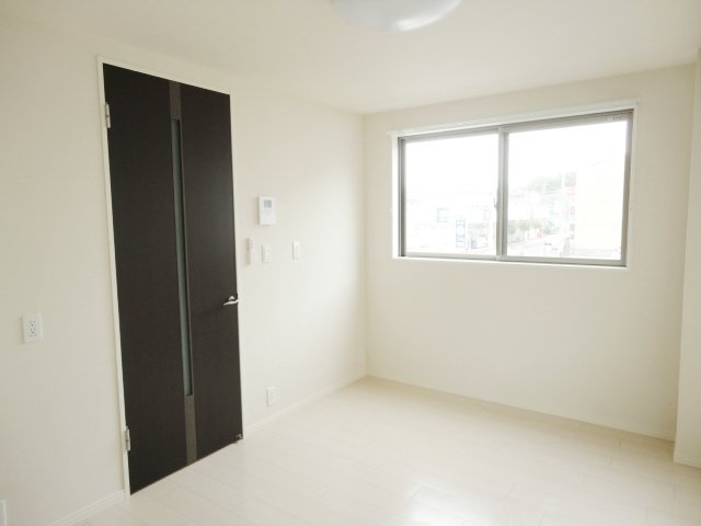 サンフォレスタ２番館201号室 ＤＫ