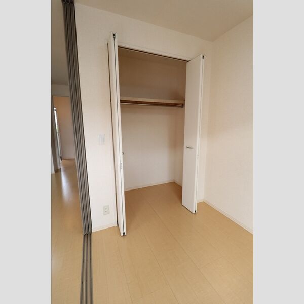 カンピエーレ101号室 クローゼット