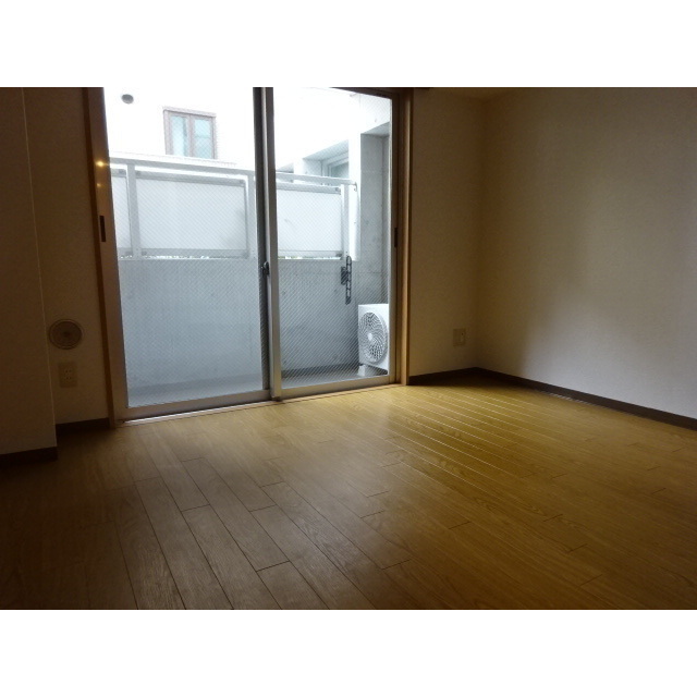 十二社館 リビング