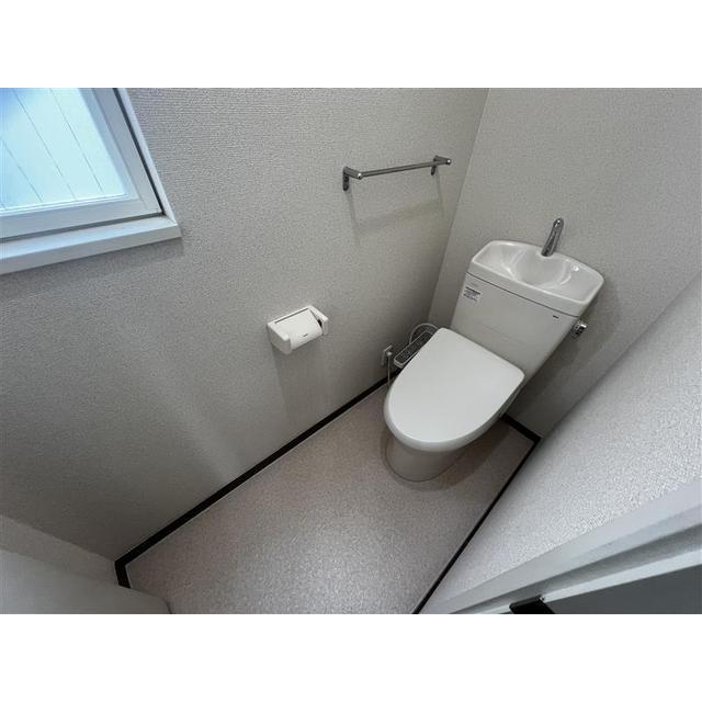 志木メゾネット B 新品のトイレ