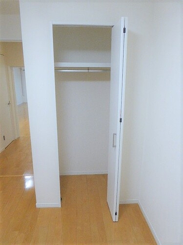 ドルフ青葉台３号棟4階 同建物別部屋の参考画像