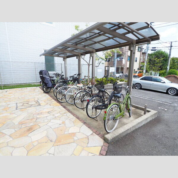 スタイラクスハウス 駐輪場